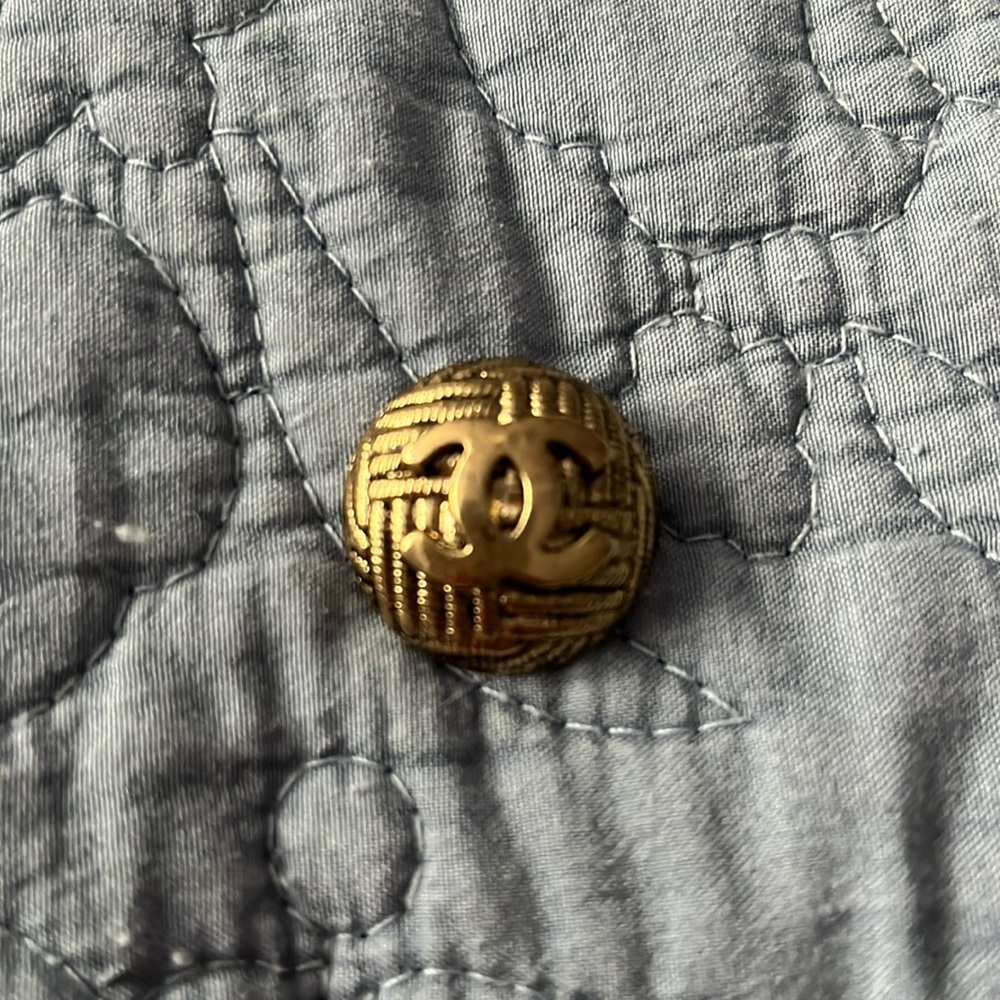 Chanel Button